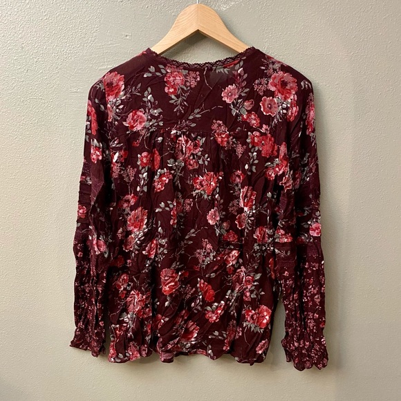 Roses Lace Trim Ruffle Blouse - Picture 2 of 3